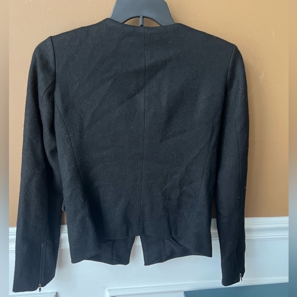 LOFT Black Blazer Asymmetrical Tailored Suit Jacket Size 2 Business Wool Blend - Picture 4 of 6